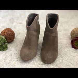 New Aldo Figode Wedge - Size 6 - Taupe